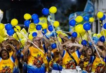 ‘Sou eu, sou eu!’ Comunidade presente e cantante marca retorno da Tijuca aos ensaios de rua rumo ao Carnaval de 2025