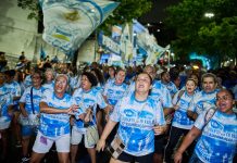 ‘Chuva forte na Vila é garoa!’ Escola do bairro de Noel inicia ensaios de rua de 2025 com forte presença da comunidade
