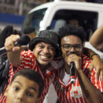 ‘Chapa Quente’ empolga comunidade e MUM canta forte o ‘Brasil cocar’ em ensaio técnico