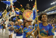 Samba e bateria entrosados dão o tom do último ensaio técnico dos Acadêmicos do Tucuruvi