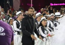 Freddy Ferreira analisa a bateria da Botafogo Samba Clube no Carnaval 2025 Mestre Branco Ribeiro comanda a bateria 'Ritmo Alvinegro'