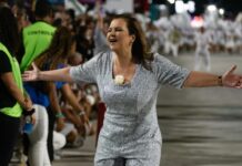 Talento jovem: adolescente cria o design do figurino utilizado por Cátia Drumond no ensaio técnico da Imperatriz