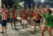 ‘Samba do povo!’ Grande Rio canta forte e pulsa firme no ensaio de rua