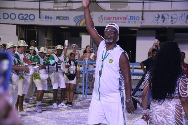 Exemplo dentro e fora da avenida, mestre Lolo inicia nova jornada ao lado das crianças da Imperatriz 1 imperatriz ensaio tecnico 2025 13