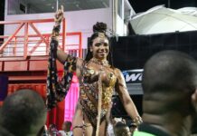 Galeria de fotos do ensaio técnico da Mangueira na Sapucaí