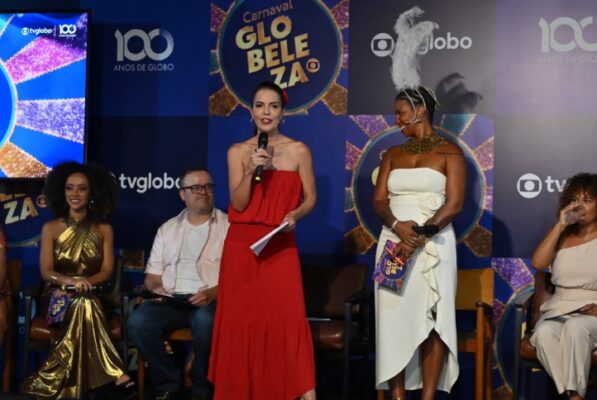 mari gross globeleza2