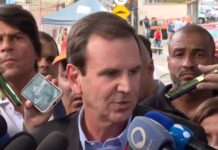 Paes visita fábrica que sofreu incêndio e fala sobre trabalhadores: ‘Não devia ser mais admissível as pessoas trabalharem nessas condições’