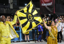 Casal e bateria são destaques no ensaio técnico da São Clemente