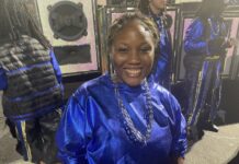 A juventude do Borel desce o morro pra cantar esse louvor! Quarto carro da Tijuca celebra a cultura dos jovens periféricos do Rio de Janeiro