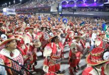 Freddy Ferreira analisa a bateria da Estácio de Sá no Carnaval 2025