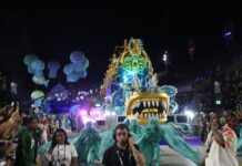 ‘Foi um desfile para entrar para história da Grande Rio’, declara mestre Fafá