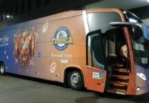 Social e carnaval! Guanabara auxilia Tijuquinha do Borel com transporte das crianças para o desfile mirim