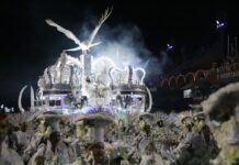 Imperatriz Leopoldinense Carnaval 2025: galeria de fotos do desfile