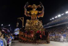 Comissão energética e ‘casal foguinho’ dão o tom do desfile dos Acadêmicos do Tatuapé