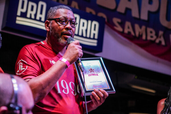 Mestre Sombra comemora Estrela do Carnaval e exalta todo o time da Ritmo Puro: 'São todos por um' 1 estrelasp25 36