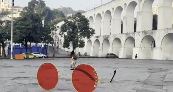 Mocidade vai exaltar Rita Lee no enredo do Carnaval 2026 2 oculos rita