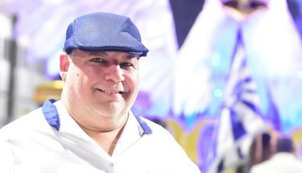 Fábio Pavão: 'Votar na Portela Verdade é seguir mudando com segurança, sem perder aquilo que nós já alcançamos' 1 pavao candidato