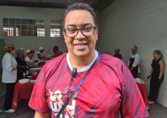 Rogério Félix exalta bambas e quesito Evolução da Dragões da Real: 'Projeto de toda a escola' 1 rogerio felix dragoesdareal