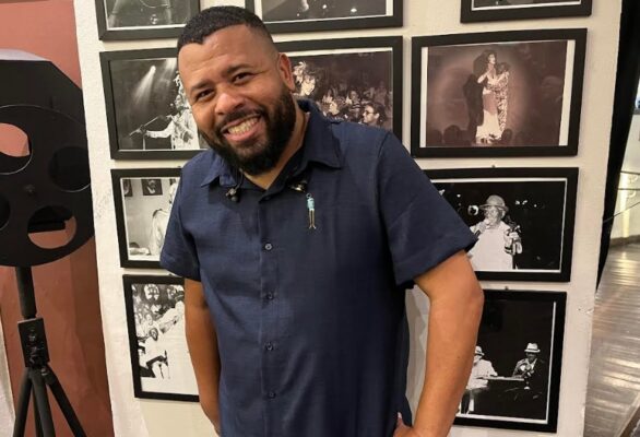 Encontro de gigantes: 'Os Puxadores' lotam Teatro Rival em noite histórica para o samba 8 brunoribas