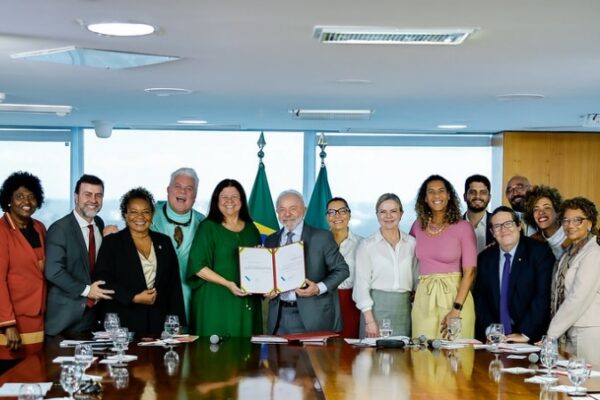 Presidente Lula sanciona reconhecimento do carnaval do Rio como manifestação cultural 1 lula carnaval
