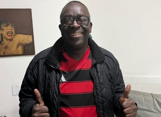 Encontro de gigantes: 'Os Puxadores' lotam Teatro Rival em noite histórica para o samba 9 marquinho