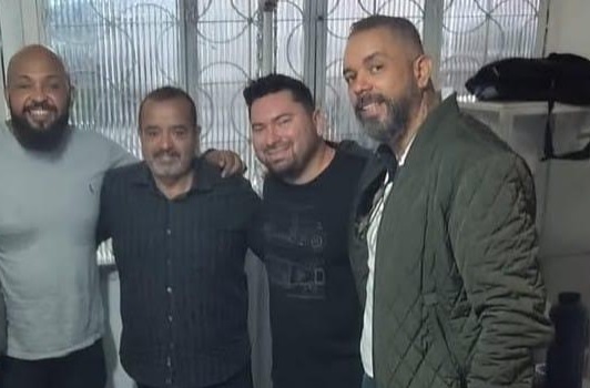 Do Boi-Bumbá ao samba: Profissional de Parintins chega como reforço de peso para alegorias da Inocentes de Belford Roxo 1 profissionalinocentes