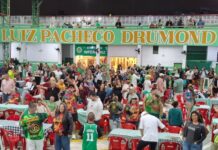 Imperatriz define oito sambas classificados em noite de afirmações para algumas parcerias