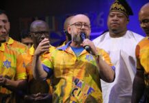 ‘É um samba bem maturado!’ Luiz Antônio Simas celebra enredo afro-religioso do Tuiuti e destaca força poética da obra