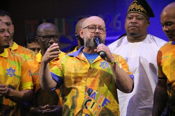 'É um samba bem maturado!' Luiz Antônio Simas celebra enredo afro-religioso do Tuiuti e destaca força poética da obra 1 tuiuti festa samba 2026 21