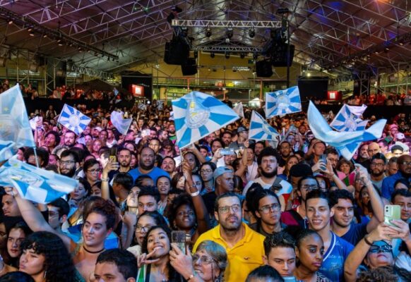‘Sonho da quarta estrela!' Torcedores e integrantes da Vila Isabel celebram enredo com fé no título 1 vilanacds
