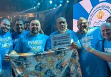 Aclamado! Em decisão inédita e histórica, Vila Isabel e ala dos compositores consagram samba da parceria de André Diniz e Bocão para o Carnaval 2026