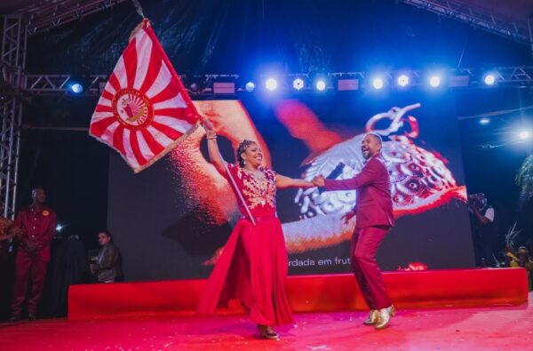 União de Maricá recebe Samba de Caboclo em festa para samba-enredo do Carnaval 2026 no sábado 1 casal marica