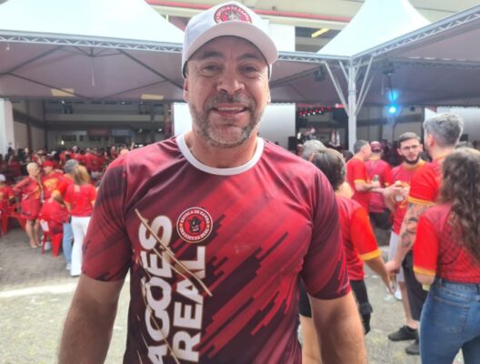 Jubileu de Prata! Sambistas relembram momentos marcantes com a Dragões da Real 8 dragoes25 8