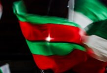 Grande Rio inicia eliminatória de samba em noite marcada por equilíbrio nas apresentações