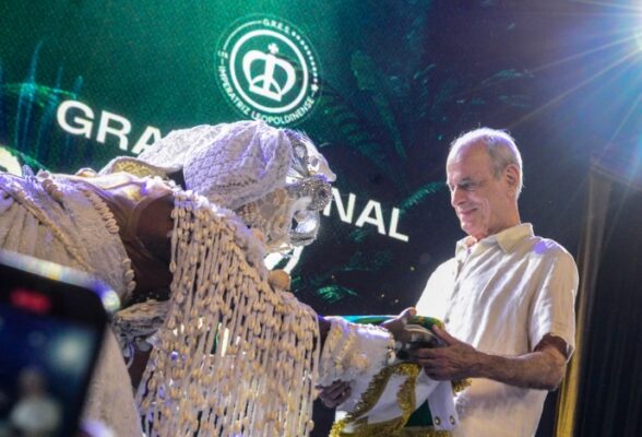 Raio cai duas vezes na Imperatriz! Como em 2024, escola junta duas parcerias e define samba para celebrar Ney Matogrosso no Carnaval 2026 1 imperatriz final26 1