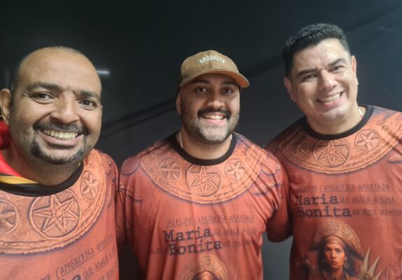 Pérola Negra apresenta pilotos e samba-enredo para exaltar Maria Bonita no Carnaval 2026 1 perola samba2526 1