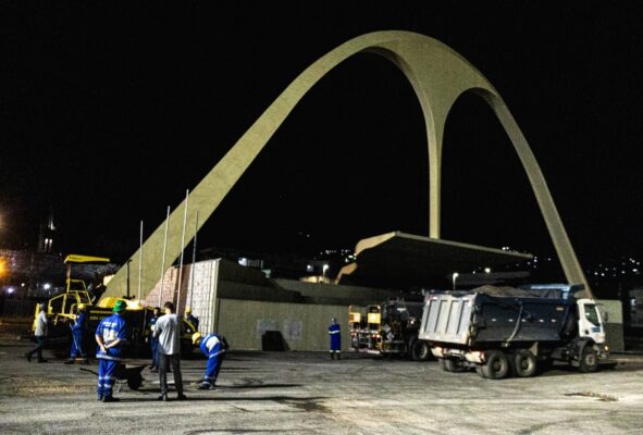 Sapucaí recebe asfalto novo para o Carnaval de 2026 1 asfaltosapucai