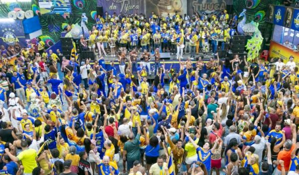 Unidos da Tijuca realiza últimos ensaios de canto na quadra e se prepara para o início dos ensaios de rua 1 ensaioquadratijuca