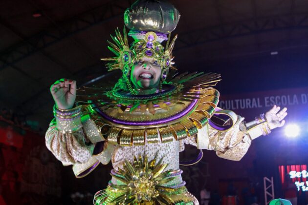 Mocidade Alegre mescla estilos, cores e materiais em fantasias para homenagear Léa Garcia 9 fantasias mocidadealegre26 10