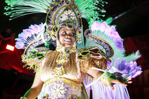 Mocidade Alegre mescla estilos, cores e materiais em fantasias para homenagear Léa Garcia 11 fantasias mocidadealegre26 12