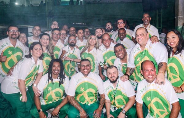 Solta o povo e deixa cantar: Thiago Santos explica como a Imperatriz reencontrou sua voz na comunidade 1 harmoniaimperatriz