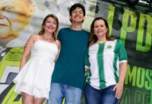 Jovem que viralizou com performance em homenagem a Ney Matogrosso participa de ensaio da Imperatriz Leopoldinense