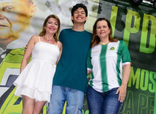 Jovem que viralizou com performance em homenagem a Ney Matogrosso participa de ensaio da Imperatriz Leopoldinense 1 jovemnwy