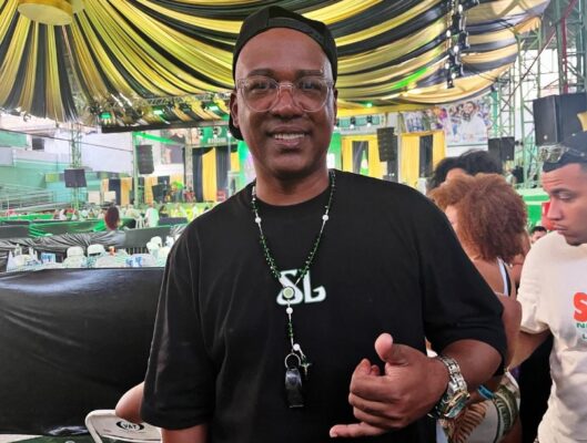 Mestre Lolo celebra década de vitórias na Imperatriz: 'É a realização de um sonho de sambista' 1 mestrelolo imperatriz