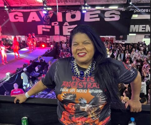 Ministra dos Povos Indígenas, Sônia Guajajara exalta enredo dos Gaviões e escolas de samba 1 ministragavioes