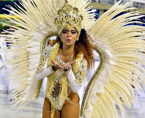 União do Parque Acari anuncia Roberta Freitas como nova musa para o Carnaval 2026 1 musaacari