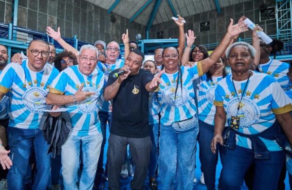 Chegou a hora! Vila Isabel começa temporada de ensaios de quadra 1 vilaensaio