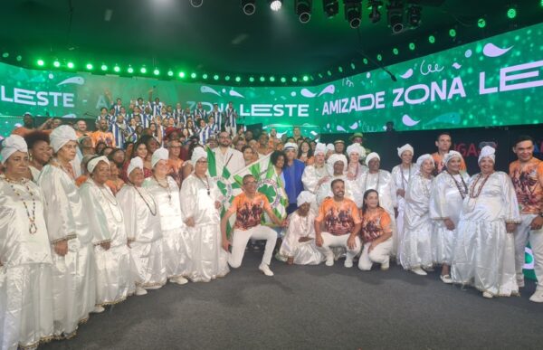 Com força renovada e identidade afro, Amizade Zona Leste grava samba do retorno ao Anhembi 1 amizadezonalestegravasamba26 01