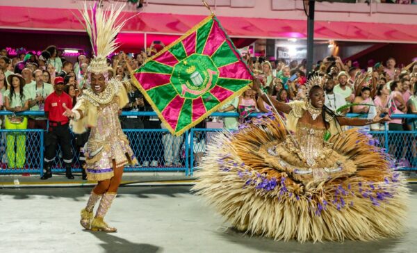Com pesquisa no Amapá e nova coreógrafa, casal 'Furacão' da Mangueira prepara apresentação inesquecível 1 casalmanga25