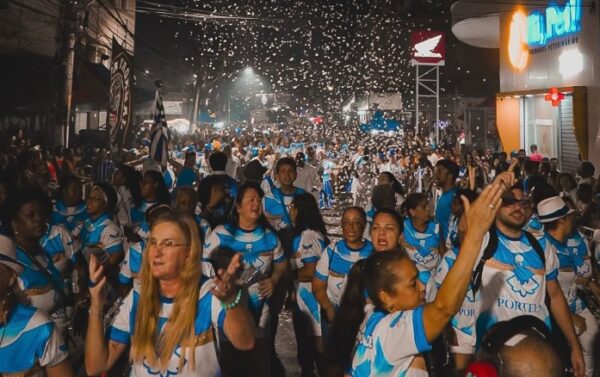 Arrebatadora! Portela canta com muita força em ensaio repleto de energia e vibração 2 portela rua1611 9